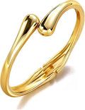 Twist Gold Bangle Bracelet