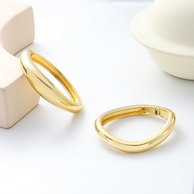 Chunky Gold Cuff Bracelet Set