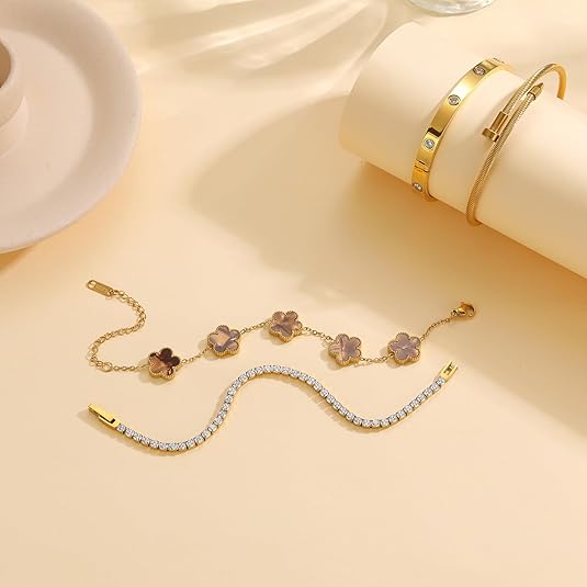 18 K Gold Plated Love Bangle Bracelet Stack for Women 4-Piece Floral Clover Chain
