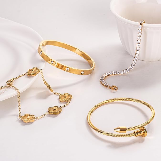 Gold Bangle Bracelet Set