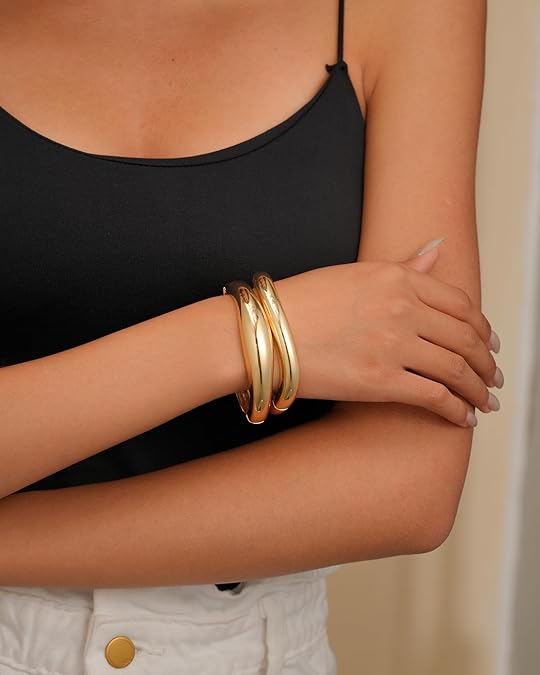 Chunky Gold Cuff Bracelet Set