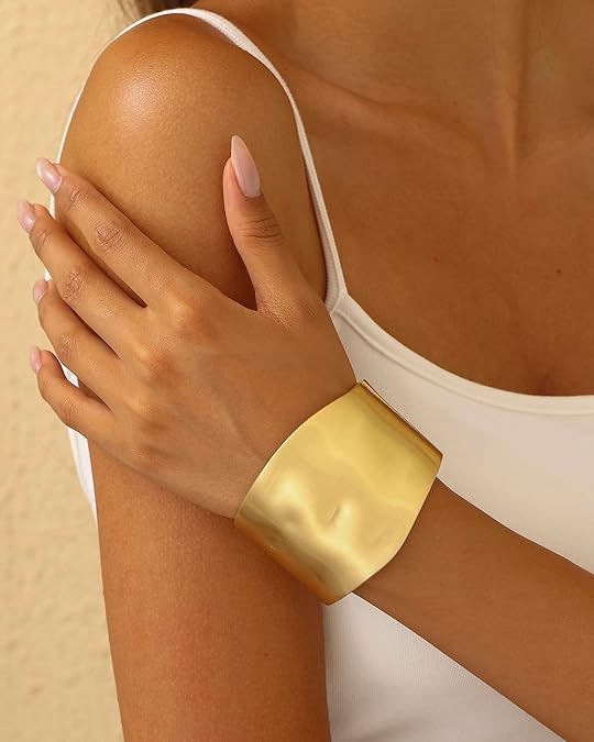 Hinged Gold Bangle Bracelet