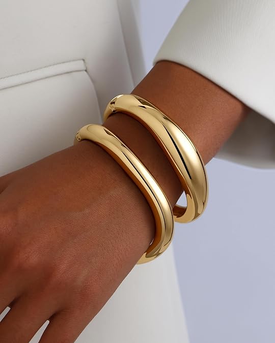 Chunky Gold Cuff Bracelet Set